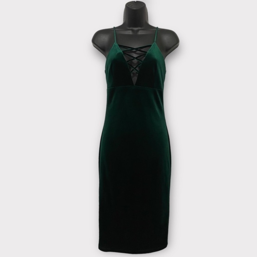 A’GACI Green Velvet Spaghetti Strap Crisscross V-Neck Dress Size Small